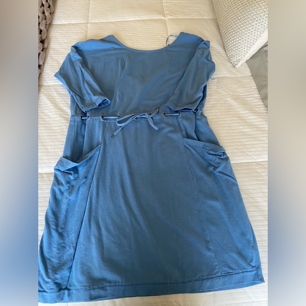 Drawstring waist and pockets dress!
